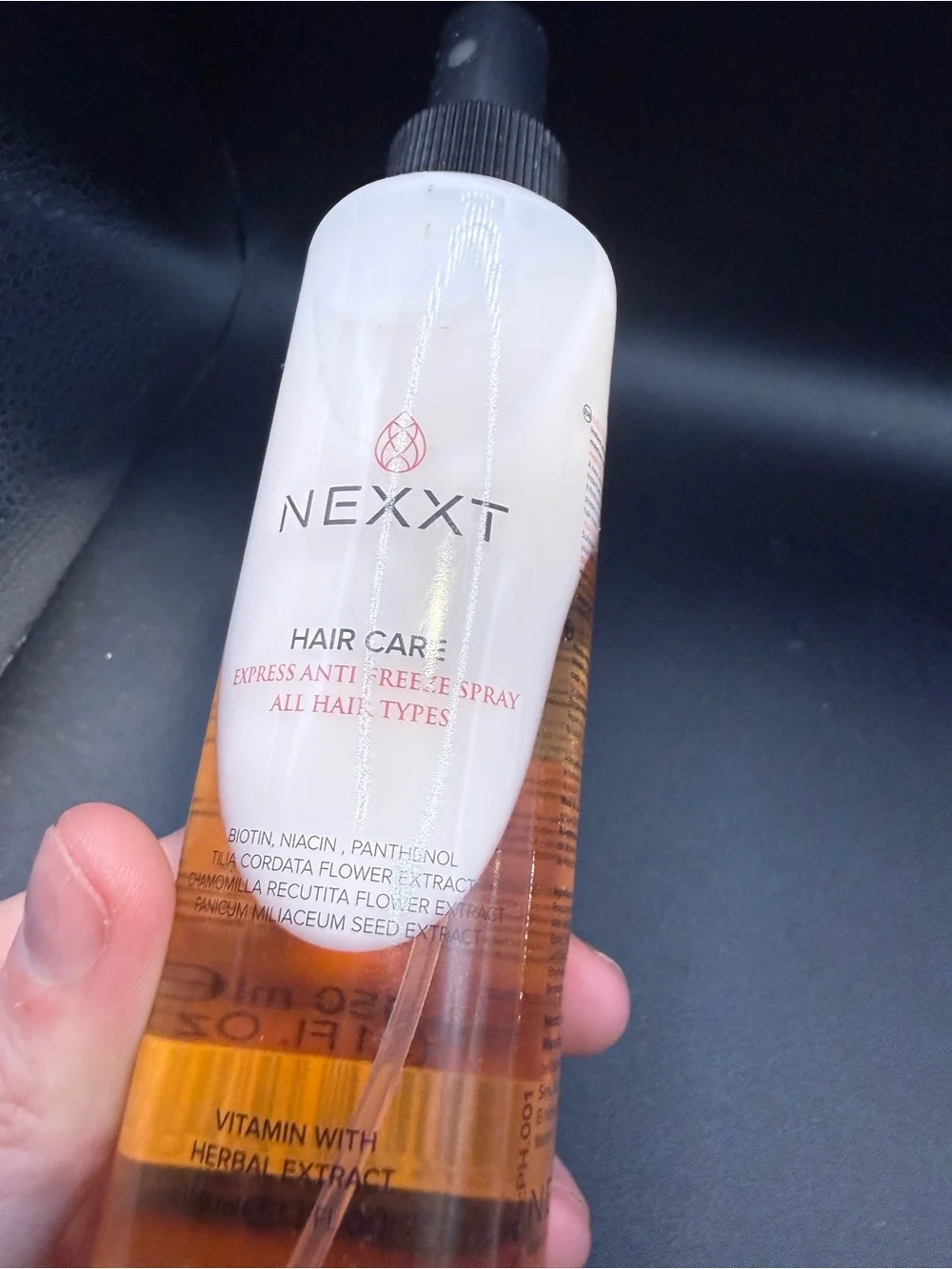 Nexxt Express Anti-Frizz Spray — White & Amber